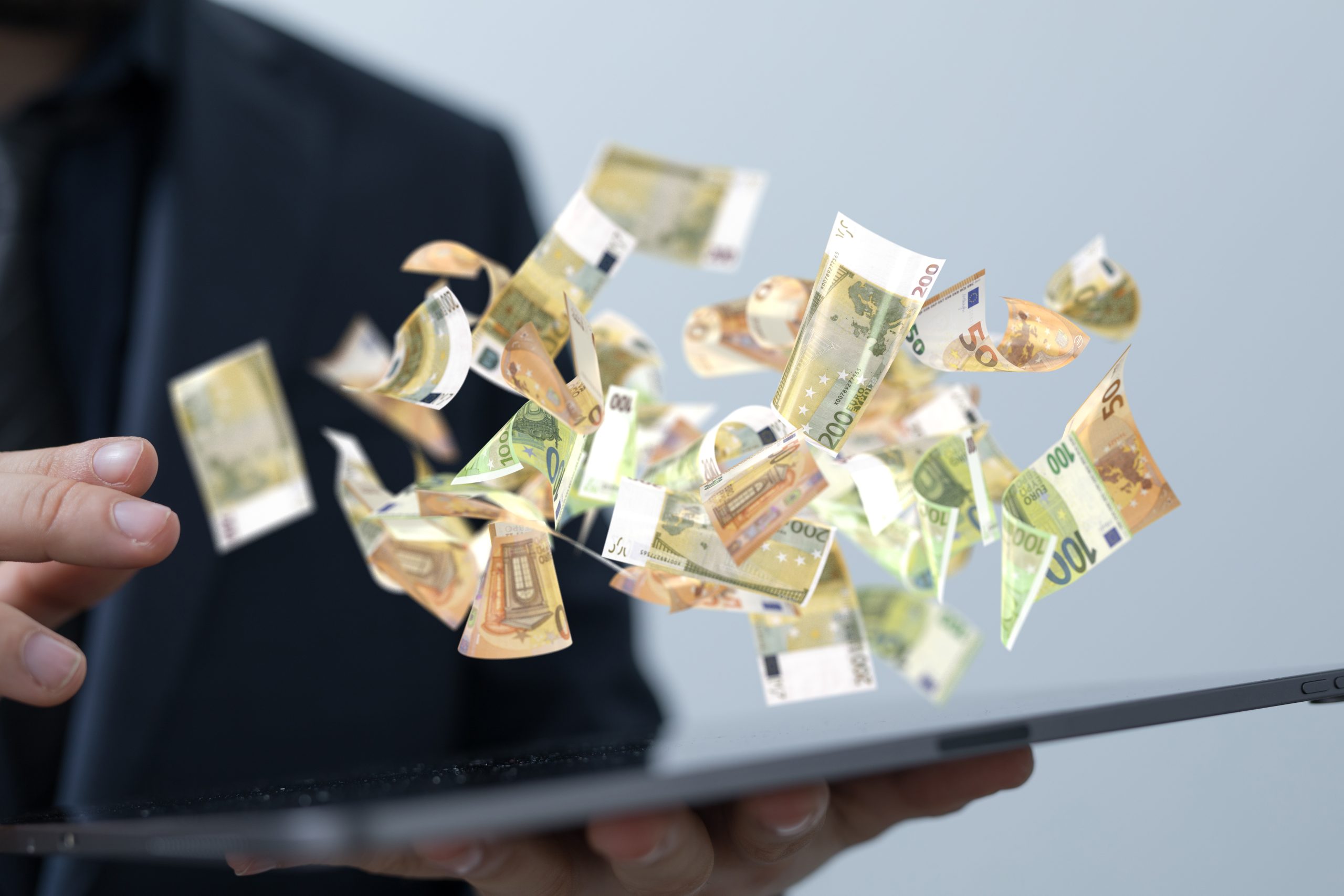 הכסף לא בורח, הוא פשוט מתפזר בלי שנרגיש